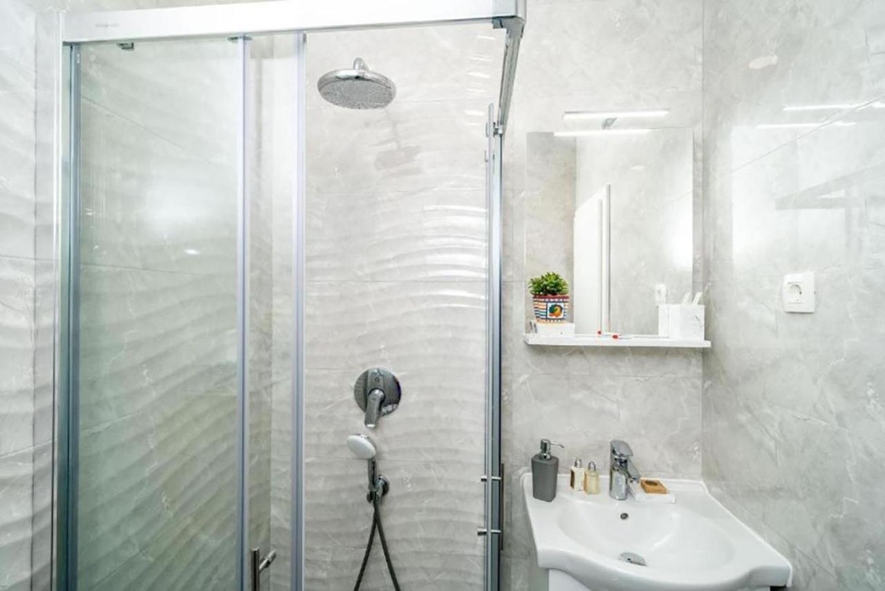 Apartment Matej Mokošica Extérieur photo